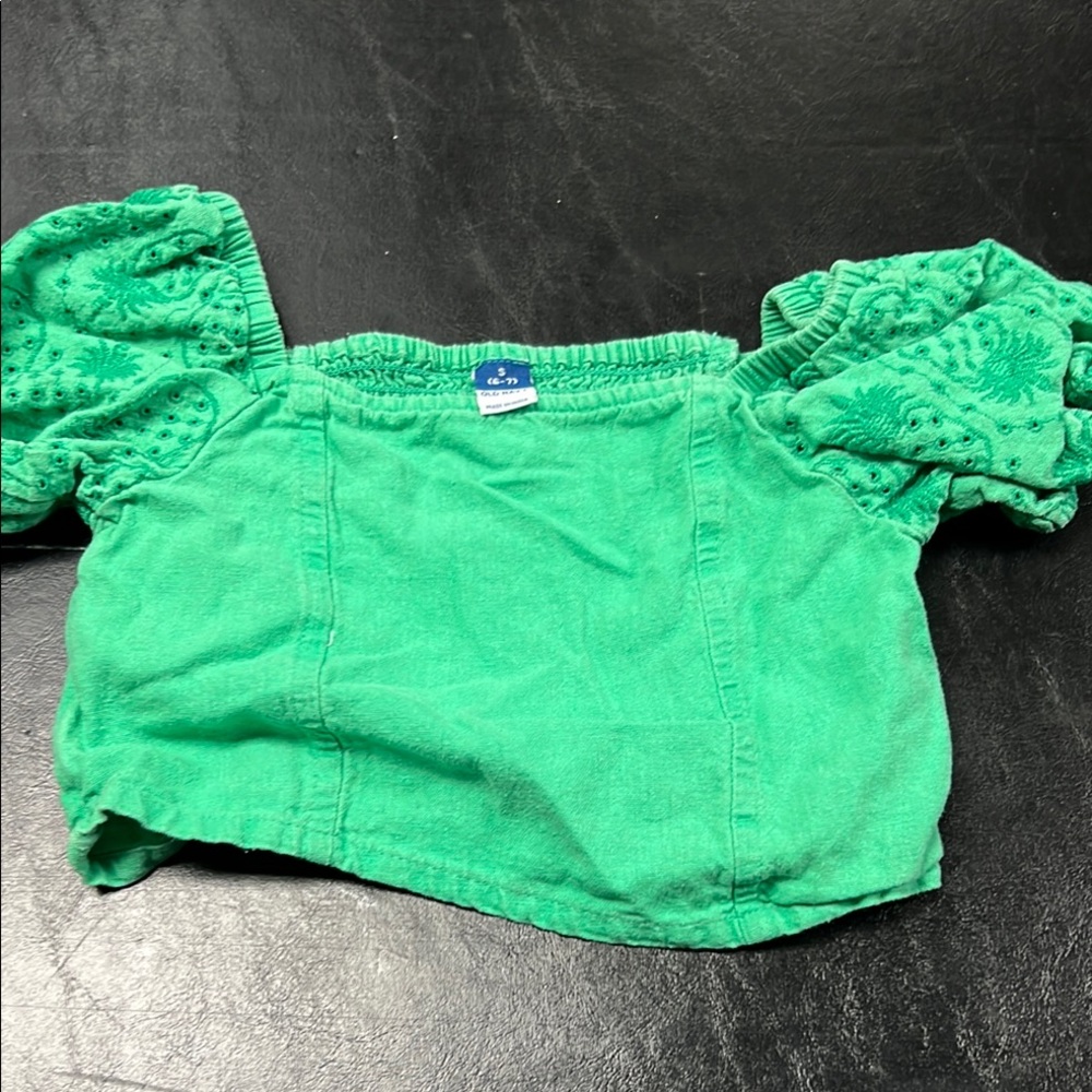 Old Navy Green Cropped Blouse with Puffed Sleeves